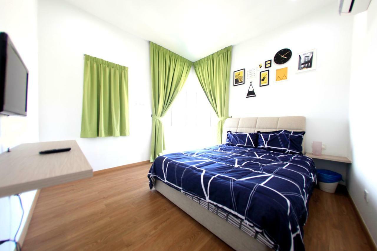 Zeta Desky Homestay
